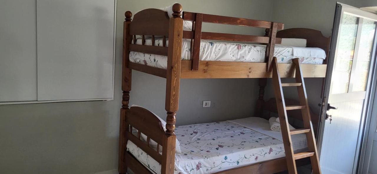 Jon Rooms Himare Ngoại thất bức ảnh