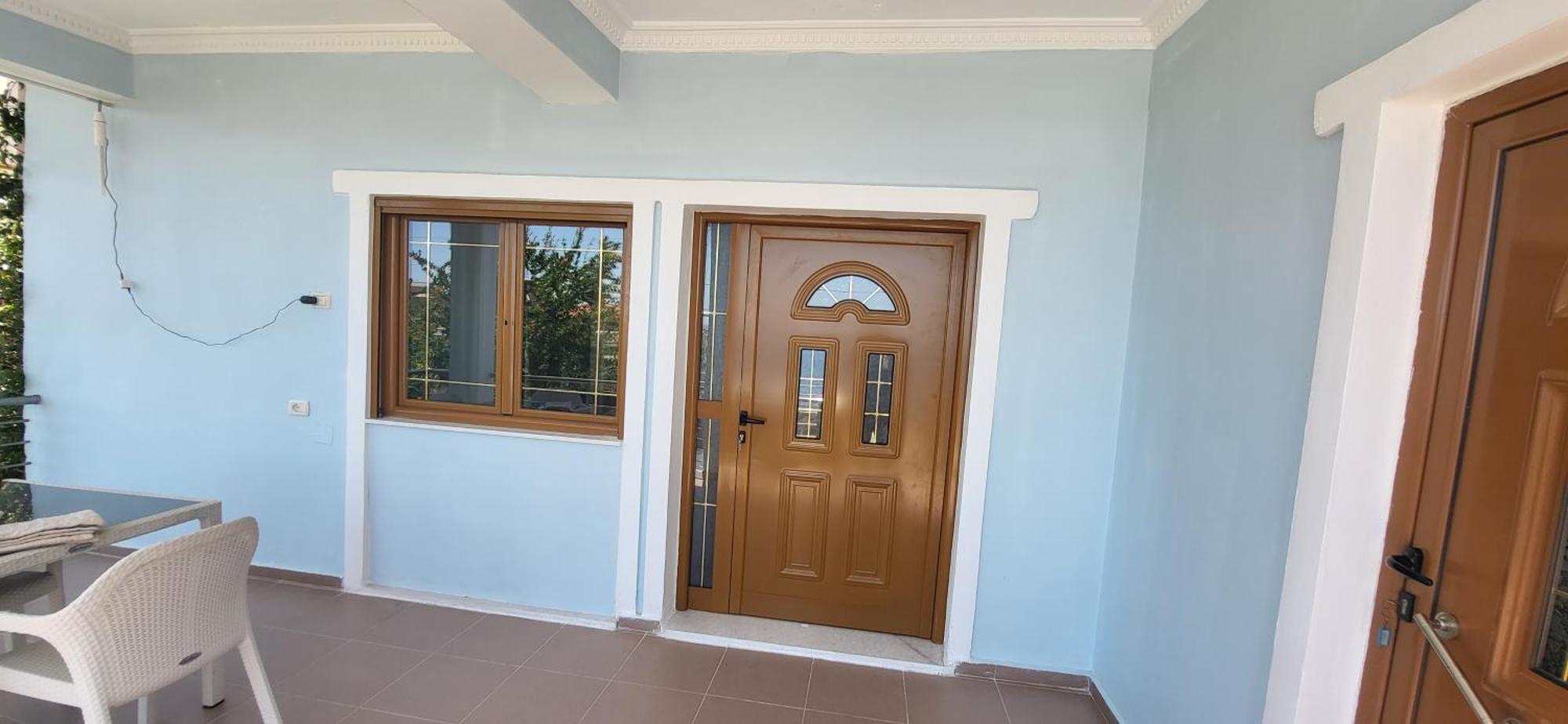 Jon Rooms Himare Ngoại thất bức ảnh